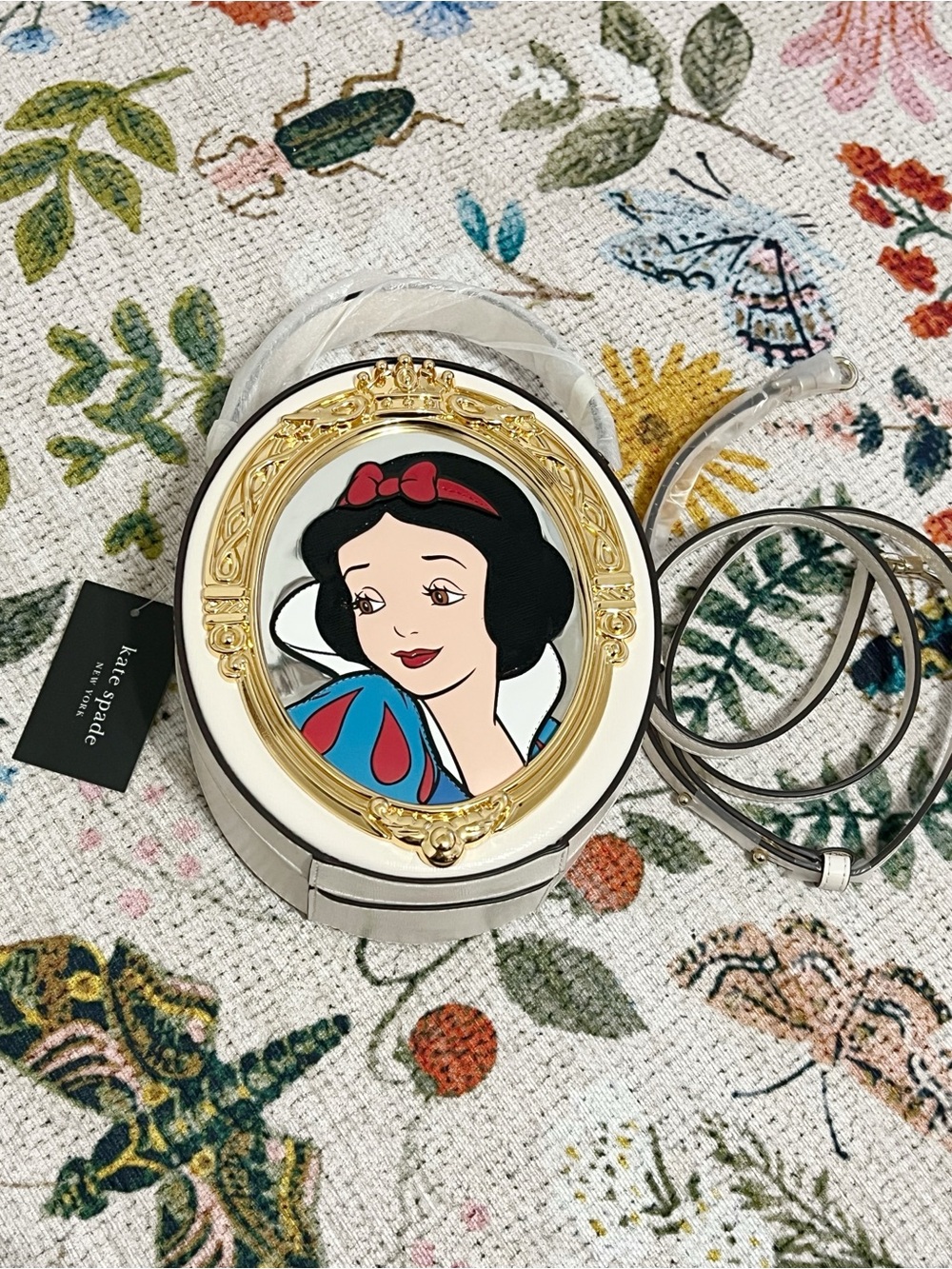 NWT Kate Spade New York X Disney Snow White 3D Mirror Crossbody - Picture 4 of 17